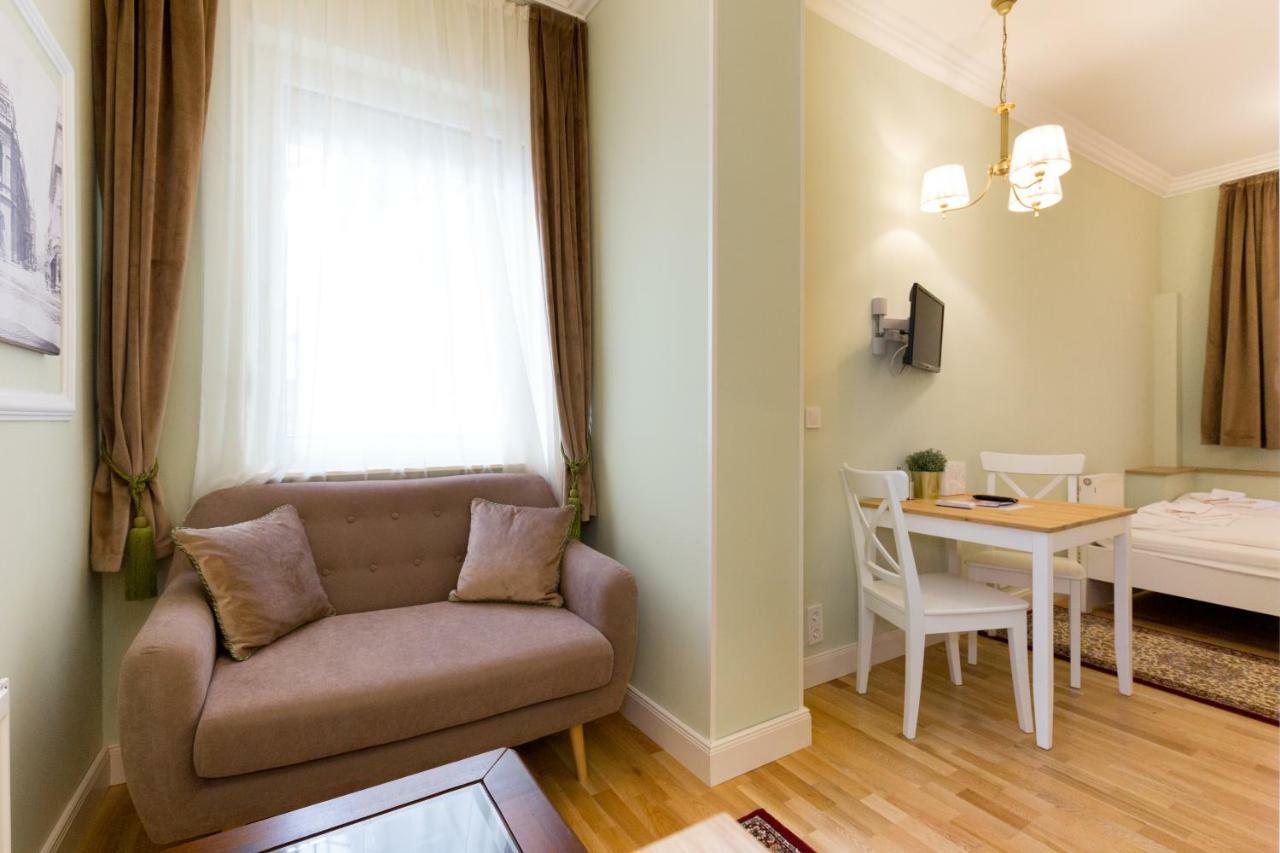 Roland Apartments Budapest Exterior foto